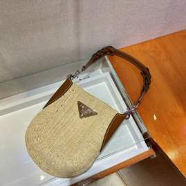 Picture of Prada Handbags _SKUfw172739044fw